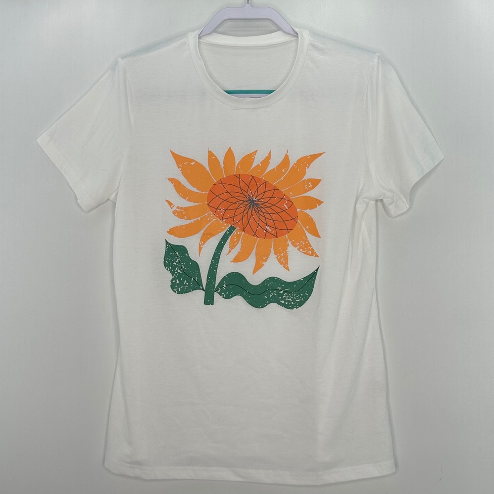Sunflower Graphic Tee Cottagecore Boho Vintage Floral Soft-Girl  Women's M NWOT